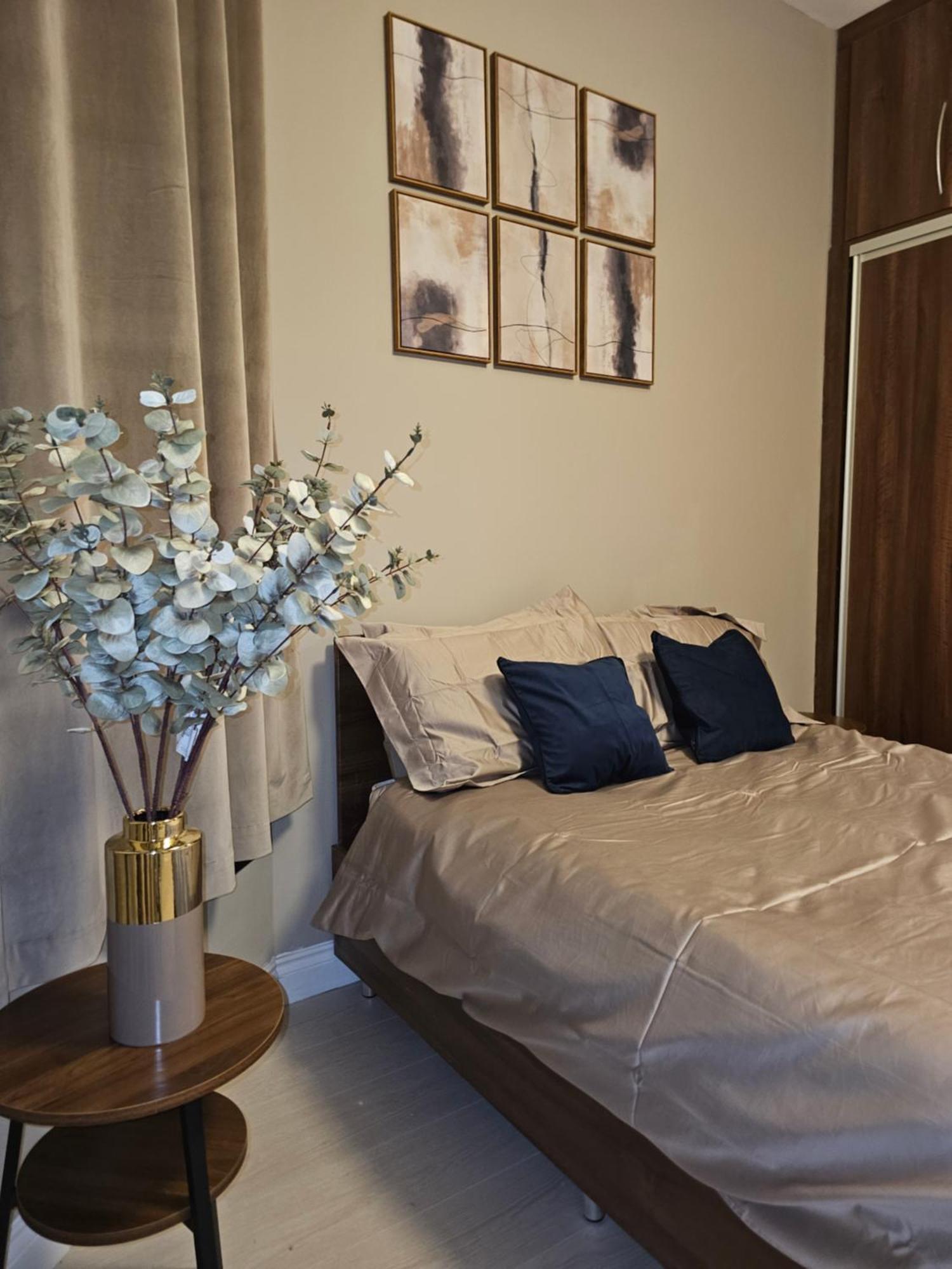 Apartment Spacious Four Bedroom Four Bathroom Flat In West Kensington *
