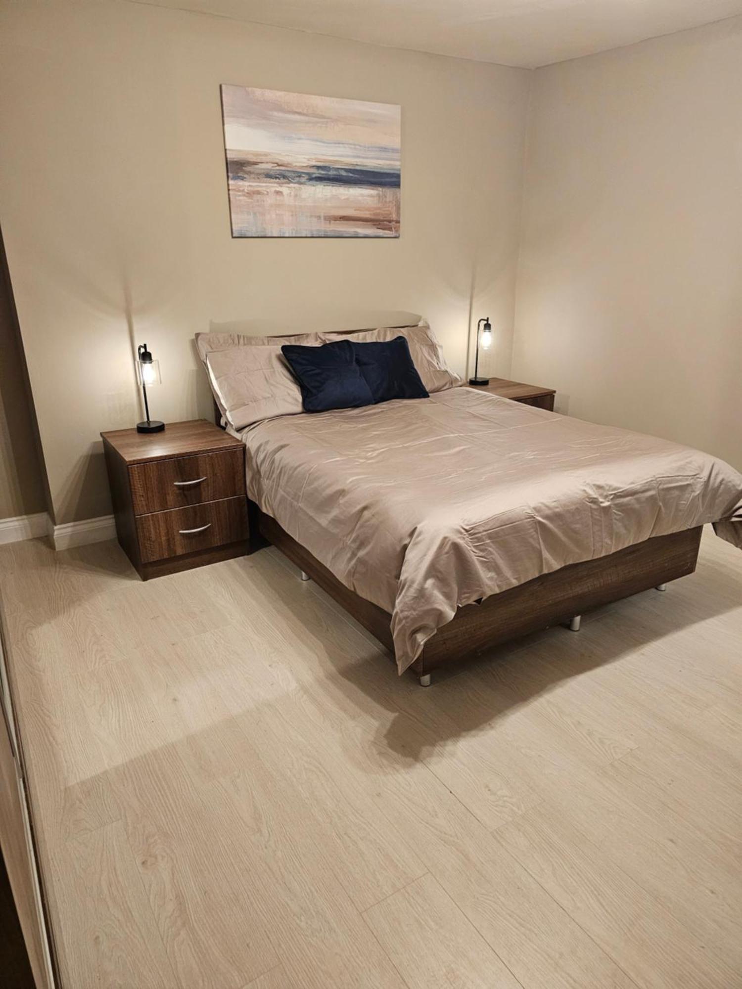 Spacious Four Bedroom Four Bathroom Flat In West Kensington Apartment London