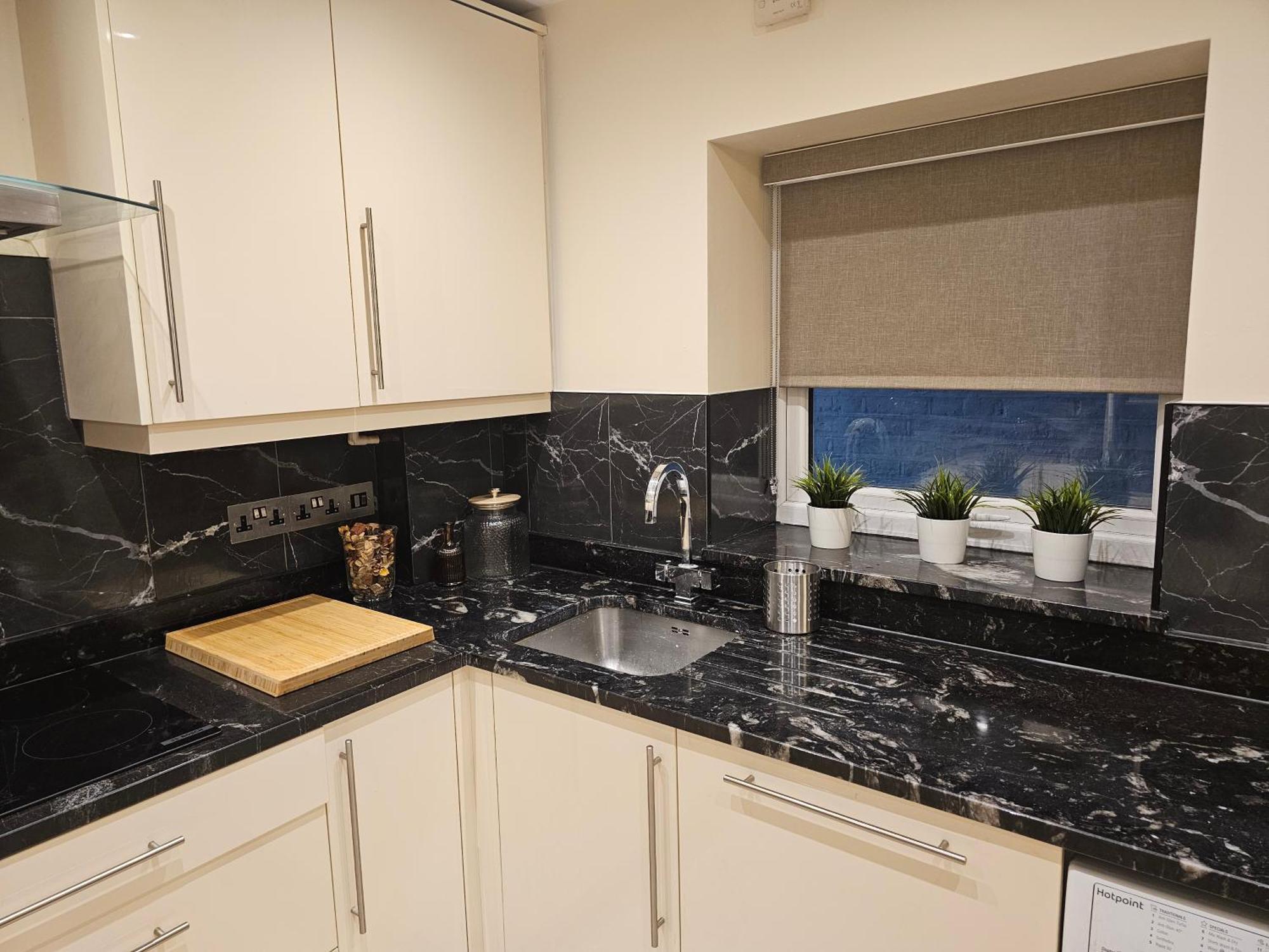 Apartment Spacious Four Bedroom Four Bathroom Flat In West Kensington *